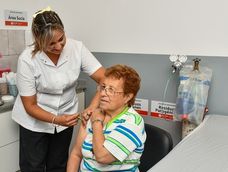 salud: en la primera semana de la campana de vacunacion antigripal ya inmunizaron a 11.000 personas salud: en la primera semana de la campana de vacunacion antigripal ya inmunizaron a 11.000 personas