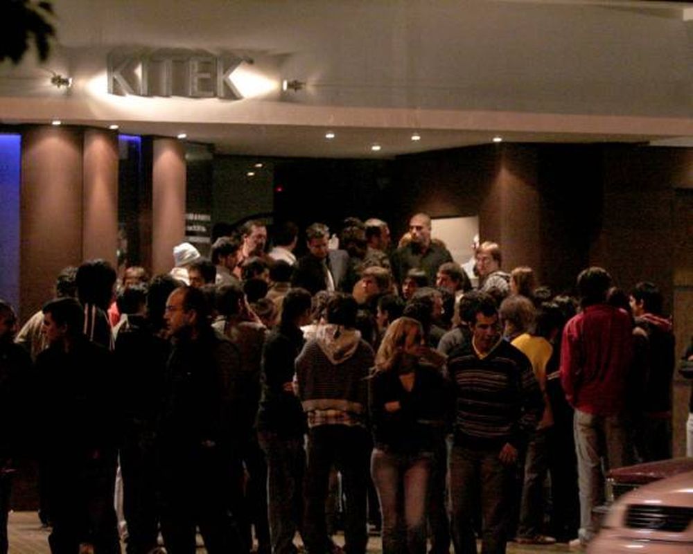 Las estrategias de los menores para ir a los boliches