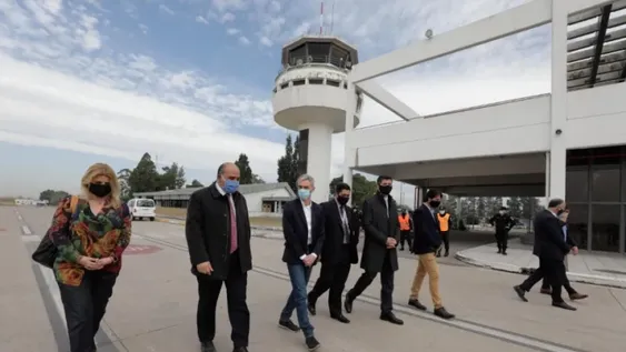 Aseguran que postergarán “por un tiempo” el retorno de los vuelos de cabotaje