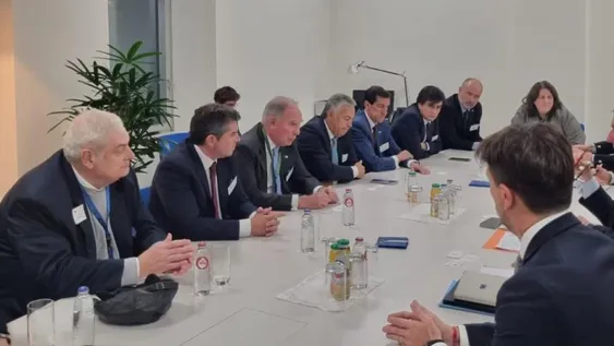 El gobernador Orrego se reunió con representantes del Parlamento Europeo