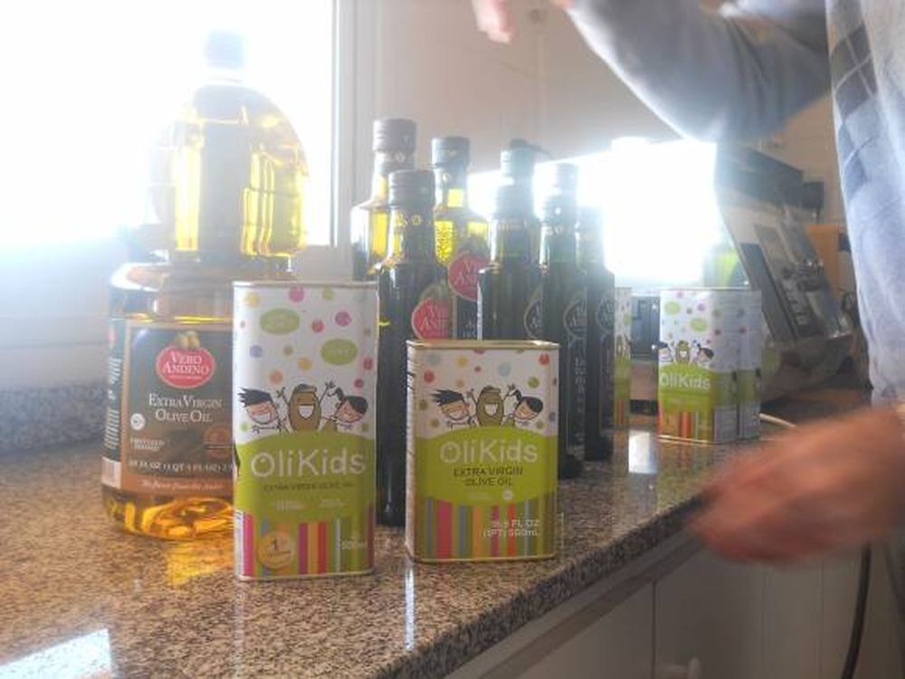 Empresa olivícola sanjuanina exporta óleo para los niños