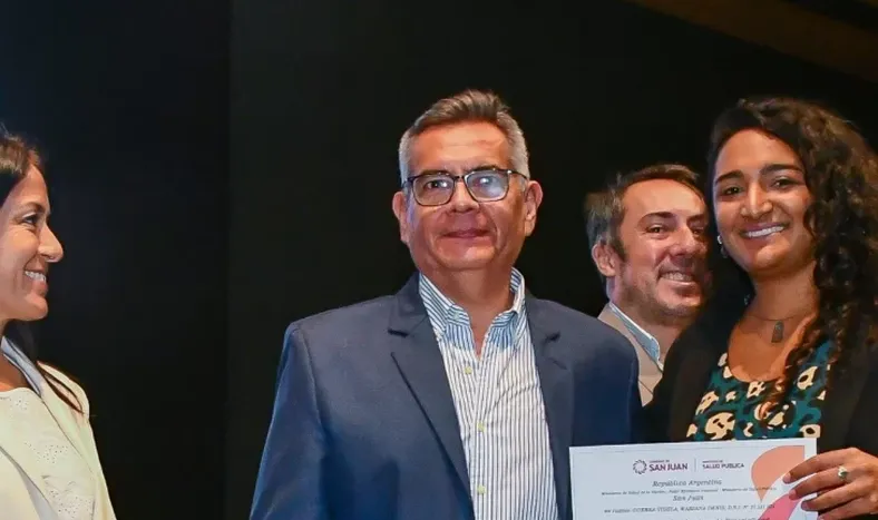 Egresaron 48 residentes del área Salud