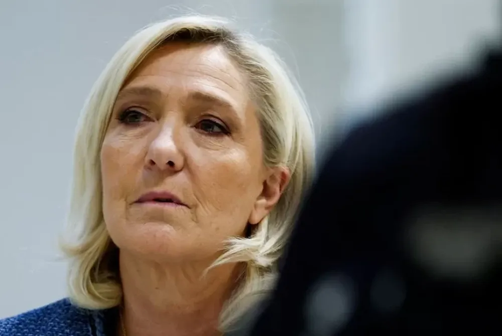Condenaron a Marine Le Pen por desvío de fondos
