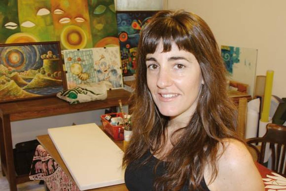 La dueña del lápiz y el papel