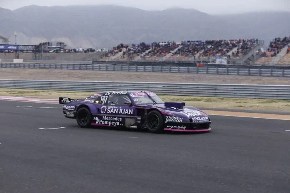 Tobías Martínez: “Fue una carrera enredada, pero pudimos ganar 17 puestos y fue muy bueno”