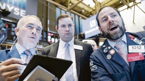Wall Street comenzó con ganancias: los mercados del mundo treparon hasta 3%