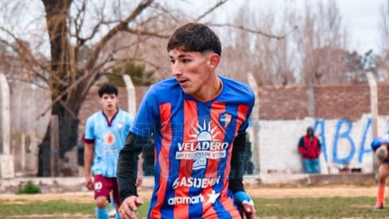 La muerte del futbolista de Minero Santiago Contreras obligó a la suspendieron del juego ante Sportivo y juntan fondos para ayudar a su familia.