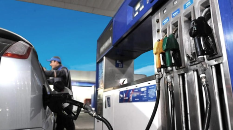 La medida alcanza al Impuesto sobre los Combustibles Líquidos y al Impuesto al Dióxido de Carbono, pero no implica un congelamiento general de precios.