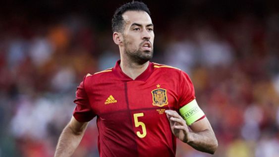 Alemania se juega seguir con vida ante una España muy entonada