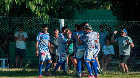 Adentro. Del Carril se medirá con Arbol Verde de Jáchal en los Cuartos de Final de la Copa de Campeones.