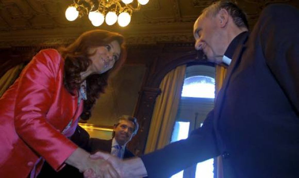 Francisco recibirá a Cristina mañana