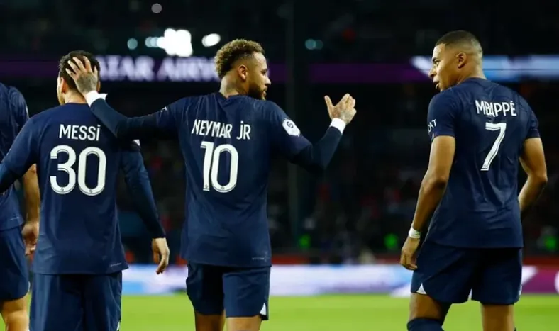 El PSG no levanta y el entrenador se enojó con sus jugadores: “El Mundial terminó”