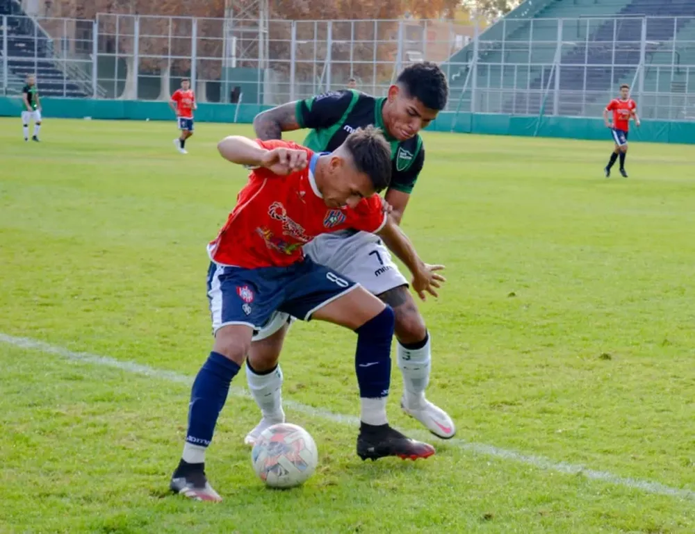 San Martín y Peñarol cerraron la fecha 15 con un entretenido empate