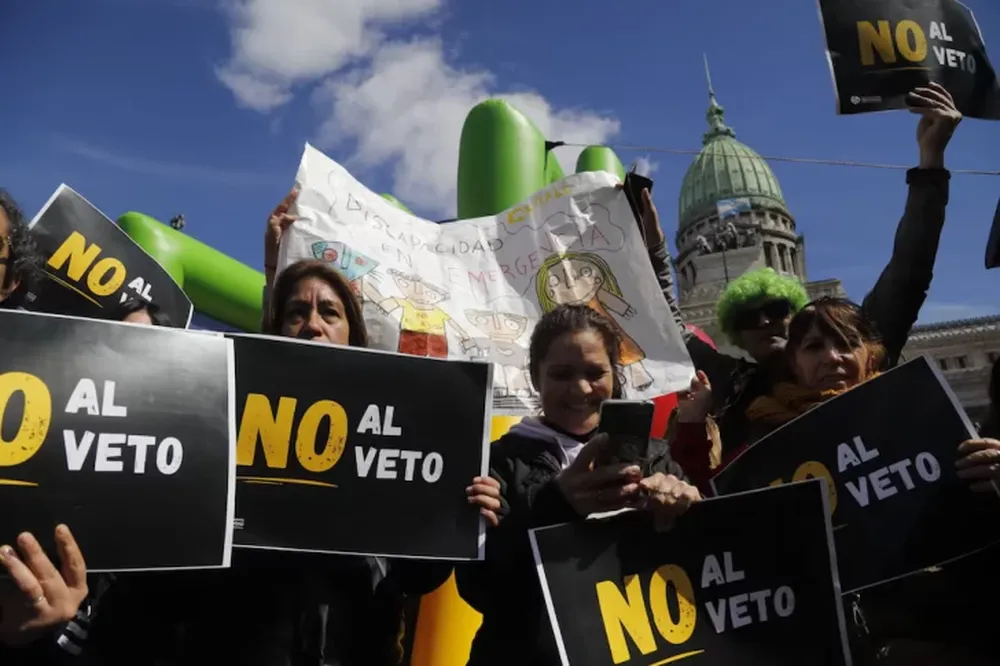 Gobierno promulgó la Ley de Emergencia en Discapacidad, pero postergó su aplicación