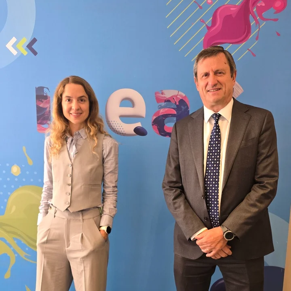 Luciana Paoletti, directora Ejecutiva, y Santiago Mignone presidente.