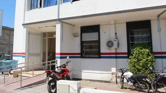 Un hombre atacó y robó a otro que estaba invitando a una ceremonia religiosa