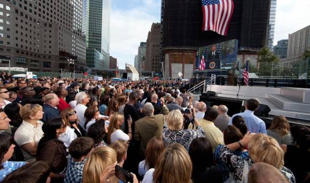 Obama, discreto  y en 3 escenarios