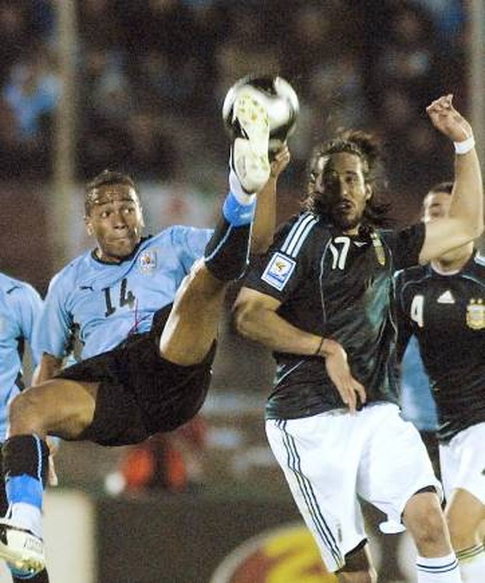 Argentina entró sin ayuda