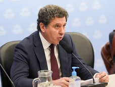 el ministro gustavo fernandez cruzo a los que votaron en contra del acuerdo con vicuna: carecen de fundamento