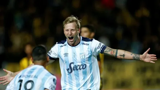 Menéndez acusó feo a Espinoza