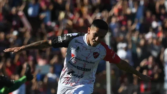 Con un doblete del ex San Martín Carabajal, Patronato ganó y mandó a todos a la B