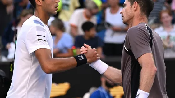 Etcheverry eliminó a Murray