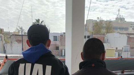 allanaron una casa en rivadavia y capturaron a un hombre que era intensamente buscado