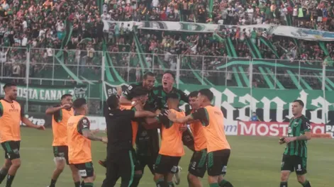 Por fin. San Martín metió mucho más que tres puntos con Independiente. Ahora, depende de si mismo para la permanencia.