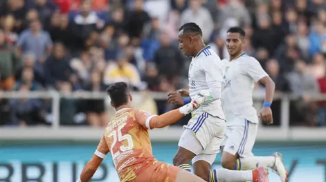 Dos goles de Villa le dieron la primera victoria del torneo a Boca