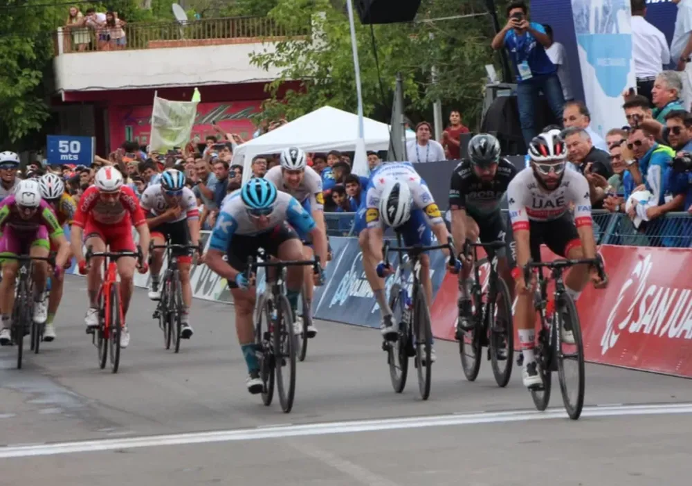 Gaviria le regaló un embalaje brillante a Valle Fértil