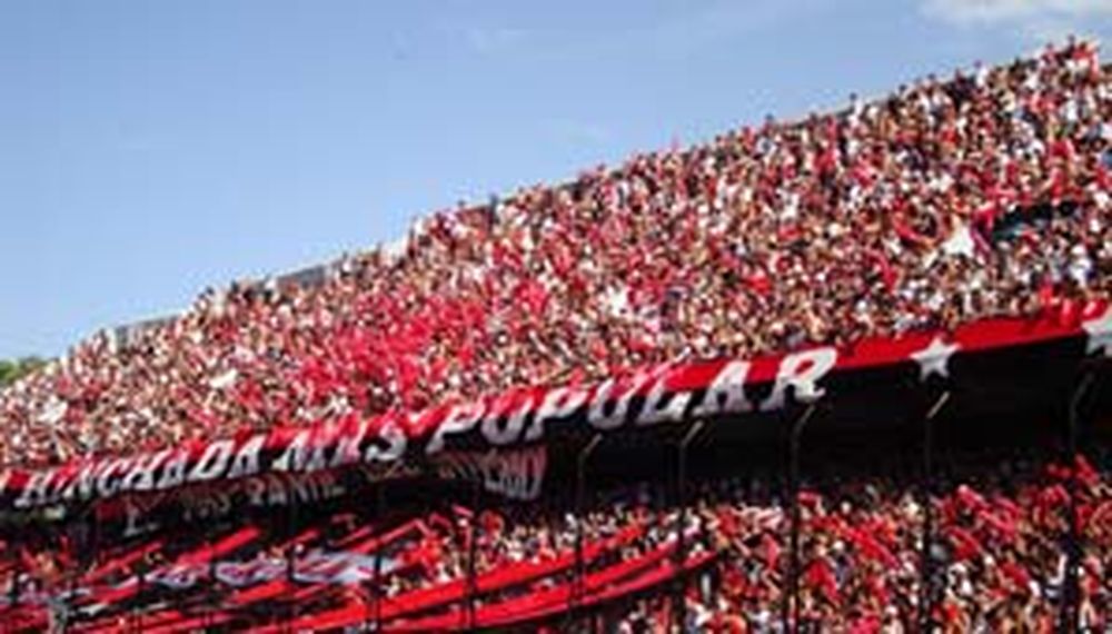 Hinchas de Newell’s fueron detenidos en Uruguay con drogas, alcohol y municiones