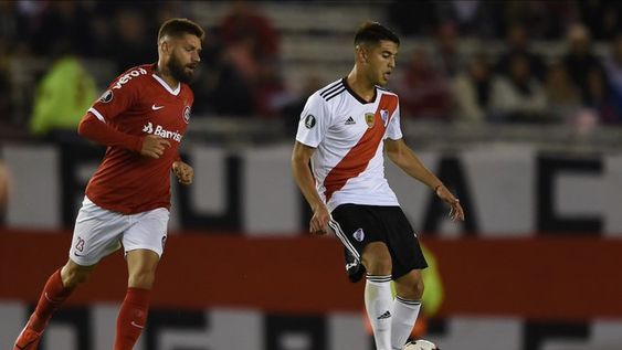 Sobre el final, River logró rescatar un empate frente a Internacional