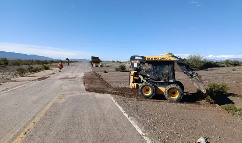 Talacasto. Vialidad realizó trabajos este lunes.