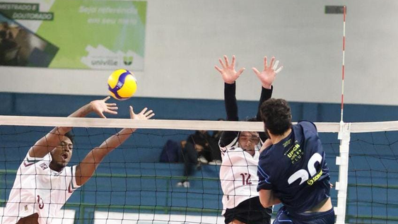 upcn san juan voley arranco con triunfo en brasil: remonto ante fluminense y gano 3-1