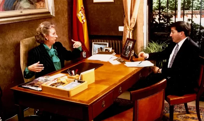Pilar de Borbón y Borbón, tía del actual rey Felipe VI de España y hermana mayor del emérito Juan Carlos I, junto a Luis Eduardo Meglioli.