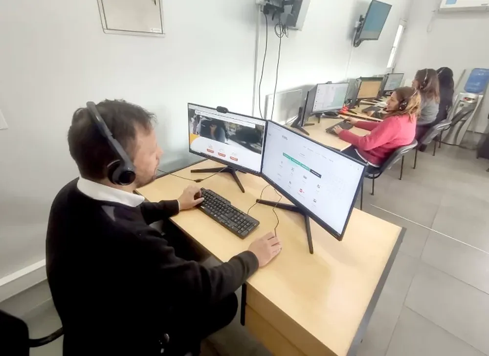 Mejoras. El plan de modernización incluye mejoras en la plataforma digital disponible para que los vecinos realicen reclamos de manera sencilla y de manera virtual.