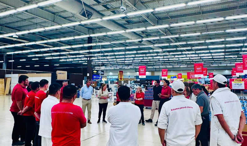 Venta del Hiper Libertad: miedo a ser despedidos, la principal inquietud de los 80 trabajadores sanjuaninos
