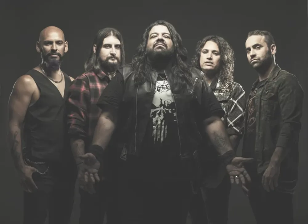 Aguante el metal argento