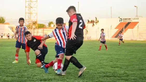 Trinidad disfruta su Mundialito