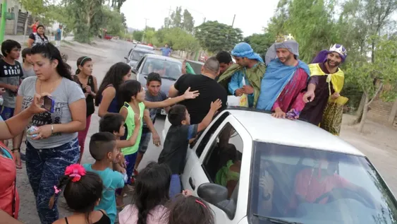 Desde hoy, los Reyes Magos les llevarán regalos a los niños en 8 departamentos