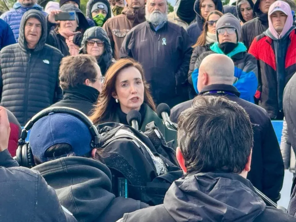 Villarruel en Ushuaia: “La causa Malvinas es la única prenda de unidad de nuestra Nación”