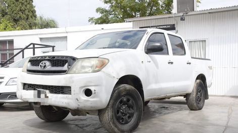 recuperan camioneta robada en rawson pocas horas despues del ilicito