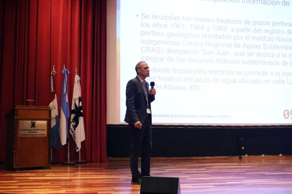 Pablo Ormeño presentó dos investigaciones en el congreso de Córdoba.