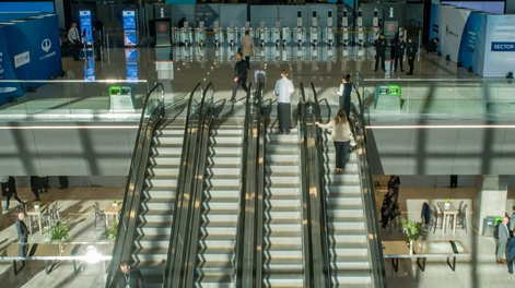 en septiembre crecio la llegada de extranjeros y cayeron los viajes al exterior