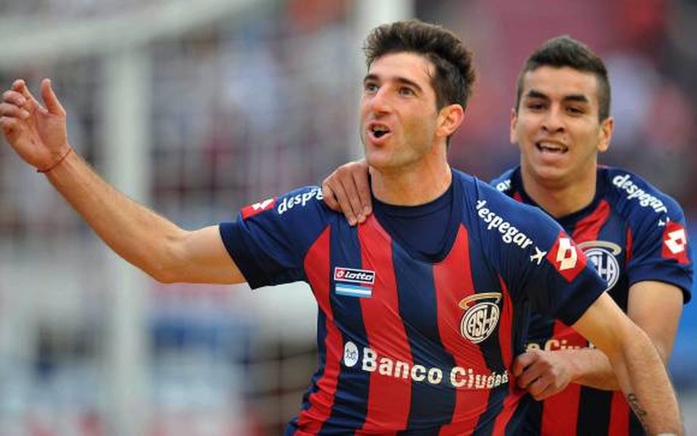 San Lorenzo es el puntero