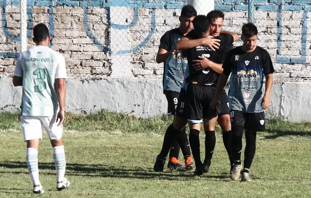 El fútbol local deberá esperar hasta agosto