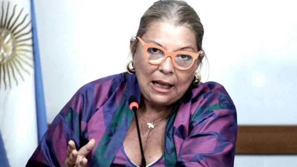 Carrió estalló contra el Papa: “Expreso mi vergüenza como católica por sus actitudes”