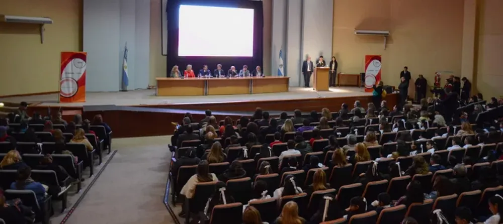 Lanzaron “San Juan y yo”, un manual actualizado para alumnos de 4º año