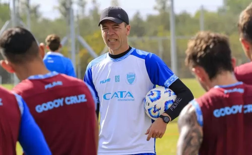 Solari, DT de Godoy Cruz.