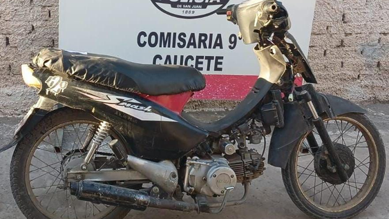 La moto robada y recuperada por la Policía.&nbsp;